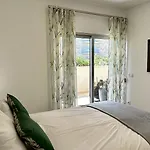Harmony - Modern - 8 Pax -