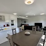 Harmony - Modern - 8 Pax - Apartmán