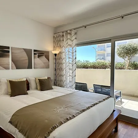 Harmony - Modern - 8 Pax - Apartman